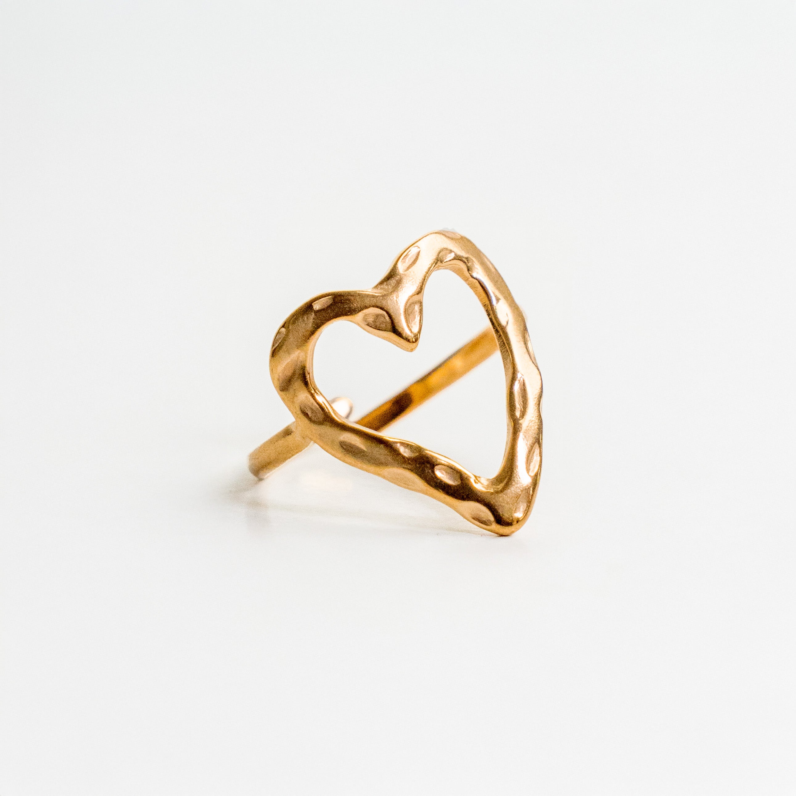 Anillo corazón contorno