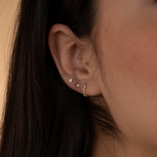 Broquel media coqueta